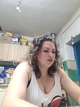 Snapshot of Jyleta chatting on June 13, 8:51 pm Jyleta online show from June 13, 8:51 pm