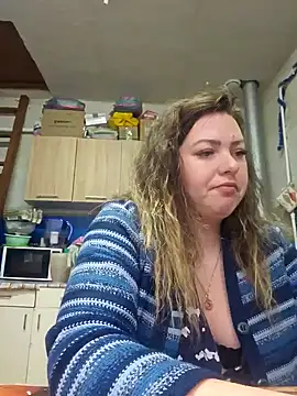 Snapshot of Jyleta chatting on February 2, 6:25 am Jyleta online show from February 2, 6:25 am