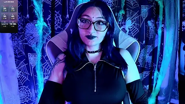 Snapshot of Kimlennox_ chatting on October 28, 1:43 pm Kimlennox online show from October 28, 1:43 pm