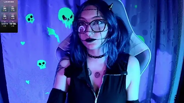 Snapshot of Kimlennox_ chatting on November 21, 2:16 pm Kimlennox online show from November 21, 2:16 pm