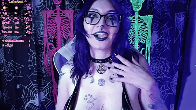 Kimlennox  online show from March 9, 1:36 pm