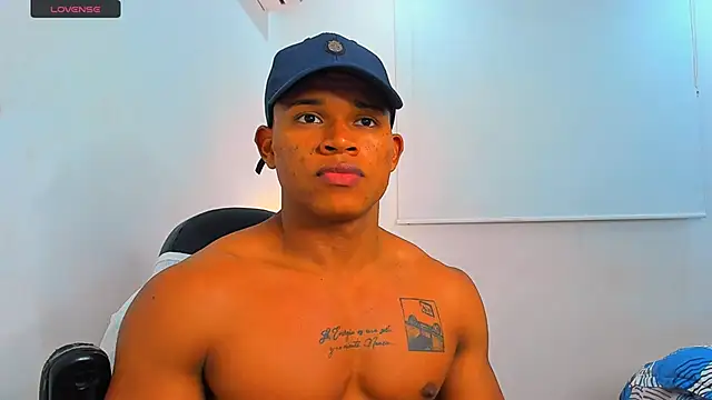 maxsteel177 online show from March 14, 11:32 pm