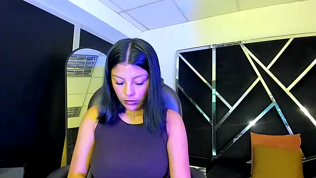 Salmaportman69 online show from October 23, 2:32 am