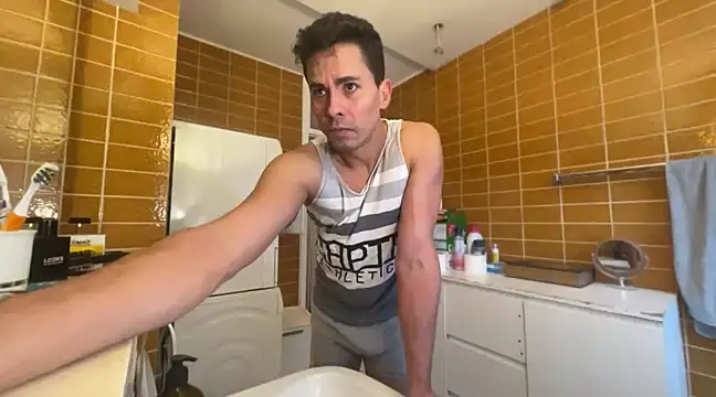 Marcolatin100 online show from February 10, 7:58 am