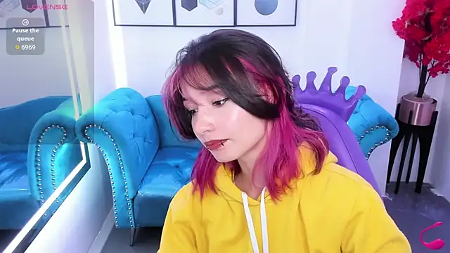 Snapshot of Akaza_Hakuji_ chatting on January 7, 12:32 pm Akaza Hakuji online show from January 7, 12:32 pm