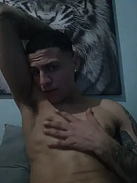 dany hardy online show from October 27, 4:57 am