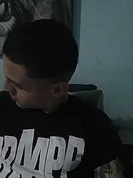 dany hardy online show from November 15, 7:56 am