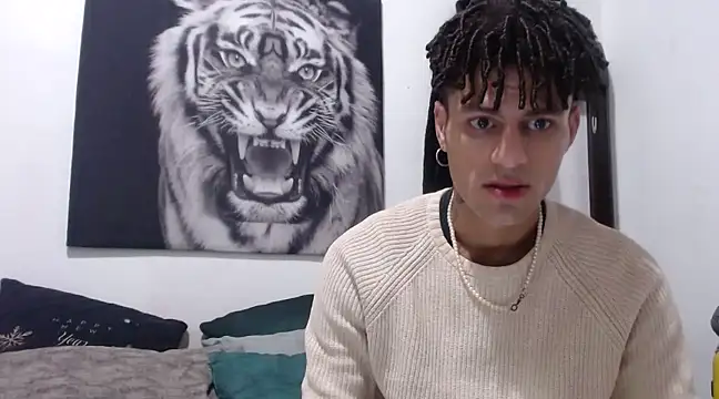 Snapshot of dany_hardy chatting on January 28, 11:28 pm dany hardy online show from January 28, 11:28 pm