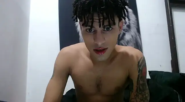 Snapshot of dany_hardy chatting on January 28, 12:22 pm dany hardy online show from January 28, 12:22 pm