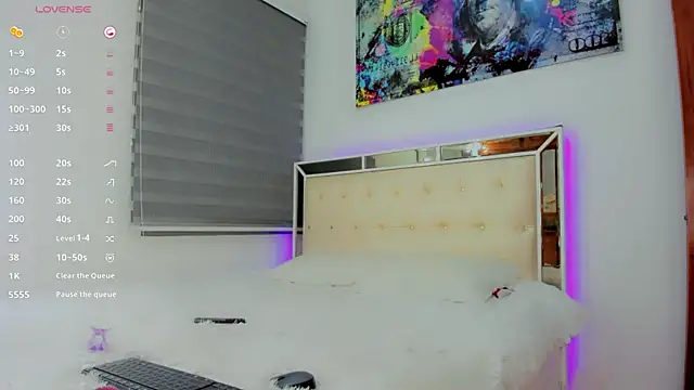 Sexyhot cat online show from April 7, 3:19 am