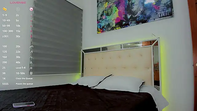 Sexyhot cat online show from March 30, 4:14 am