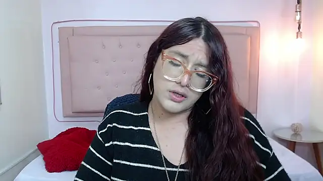 Snapshot of kathepickmanx chatting on November 5, 2:58 am kathepickmanx online show from November 5, 2:58 am