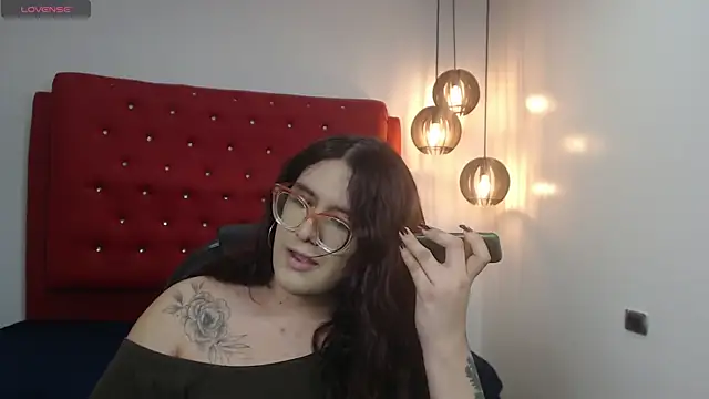 kathepickmanx online show from December 14, 3:35 am