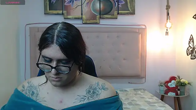 kathepickmanx online show from February 5, 3:35 am