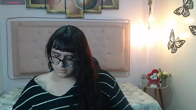 kathepickmanx online show from March 8, 3:32 am