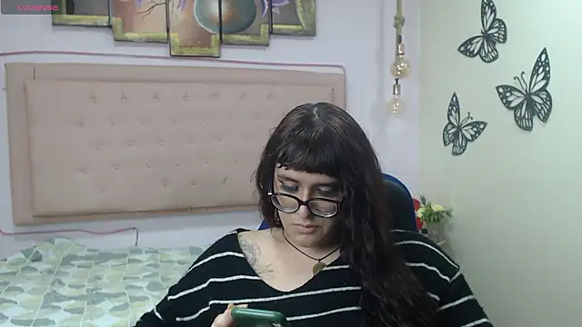 kathepickmanx online show from February 25, 3:18 am