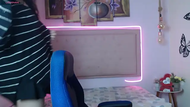 kathepickmanx online show from February 4, 3:23 am