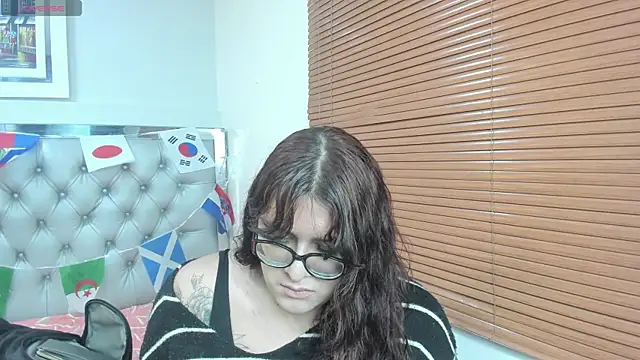 Snapshot of kathepickmanx chatting on June 18, 3:16 am kathepickmanx online show from June 18, 3:16 am