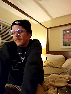 SoxxyNsh online show from March 13, 5:01 am