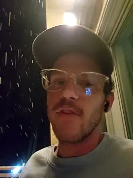 SoxxyNsh online show from November 17, 5:22 am