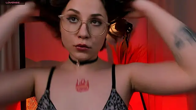 Eva Moss  online show from February 26, 4:19 am
