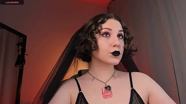 Eva Moss  online show from February 20, 8:58 pm