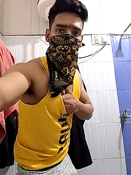 13horny13 online show from March 19, 2:48 am