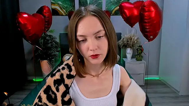 Snapshot of JesssWalker chatting on February 14, 9:53 pm JesssWalker online show from February 14, 9:53 pm