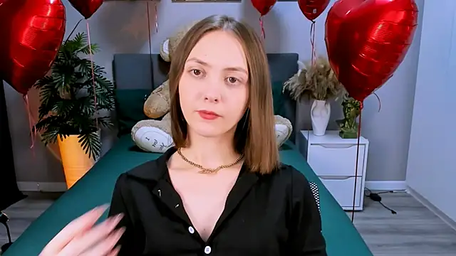 Snapshot of JesssWalker chatting on February 19, 1:39 pm JesssWalker online show from February 19, 1:39 pm