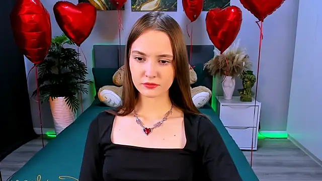 Snapshot of SamanthaaaWalker chatting on March 8, 6:32 am SamanthaaaWalker online show from March 8, 6:32 am