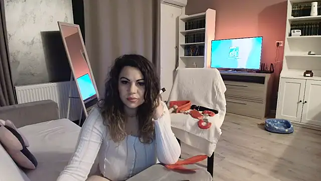 VixenVibesX online show from March 16, 6:44 pm