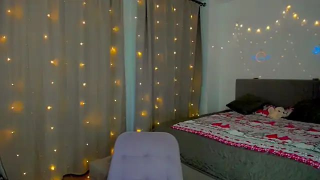 anna elfi online show from January 13, 5:50 pm