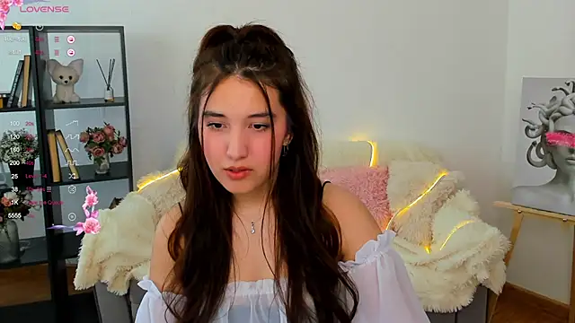 anna elfi online show from March 8, 6:43 am