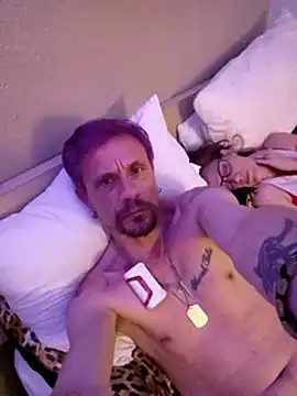 Snapshot of AQuickPhyx chatting on February 26, 8:39 am AQuickPhyx online show from February 26, 8:39 am