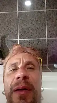 Snapshot of AQuickPhyx chatting on February 14, 12:30 am AQuickPhyx online show from February 14, 12:30 am