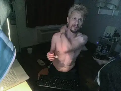 Snapshot of AQuickPhyx chatting on February 20, 1:40 pm AQuickPhyx online show from February 20, 1:40 pm