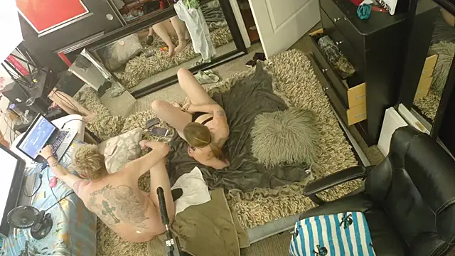 Snapshot of AQuickPhyx chatting on March 16, 11:51 pm AQuickPhyx online show from March 16, 11:51 pm