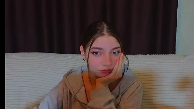 Snapshot of CassJonn chatting on February 19, 7:59 pm CassJonn online show from February 19, 7:59 pm
