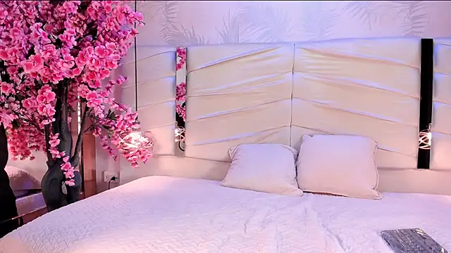 CatarinaMayer  online show from March 7, 9:53 pm