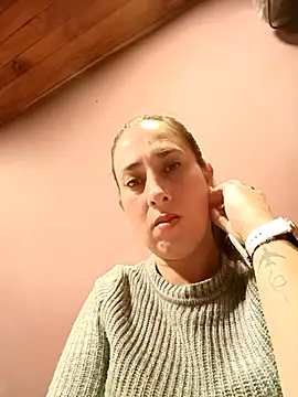 CHARLOTTE 1711 online show from April 16, 3:07 am