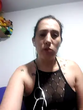 CHARLOTTE 1711 online show from November 7, 4:17 am