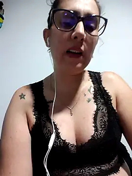 CHARLOTTE 1711 online show from November 4, 3:54 am