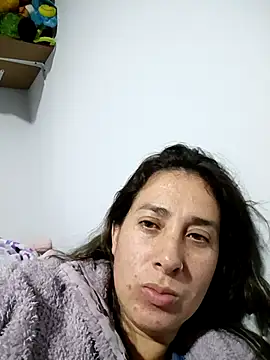 CHARLOTTE 1711 online show from January 19, 5:11 am