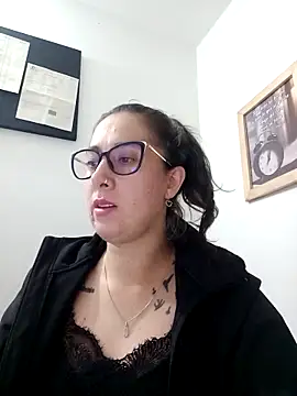 CHARLOTTE 1711 online show from March 11, 2:42 am