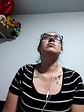 CHARLOTTE 1711 online show from November 9, 6:17 am