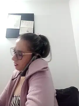 CHARLOTTE 1711 online show from February 6, 11:15 pm