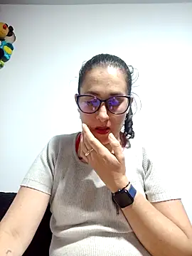 CHARLOTTE 1711 online show from October 10, 3:18 am