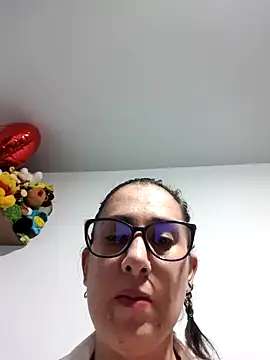 CHARLOTTE 1711 online show from October 18, 4:03 am
