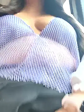 Snapshot of Melyy_Edii chatting on April 19, 6:10 pm Melyy Edii online show from April 19, 6:10 pm