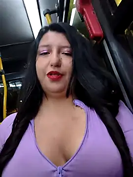 Snapshot of Melyy_Edii chatting on April 24, 12:12 am Melyy Edii online show from April 24, 12:12 am